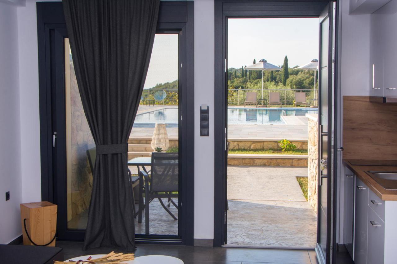 The View Hotel Perdika Esterno foto