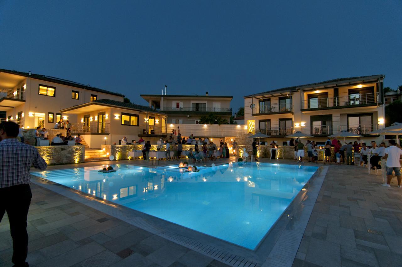 The View Hotel Perdika Esterno foto